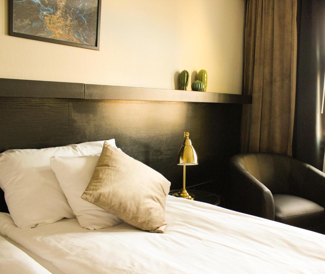 Kumla Hotel エクステリア 写真