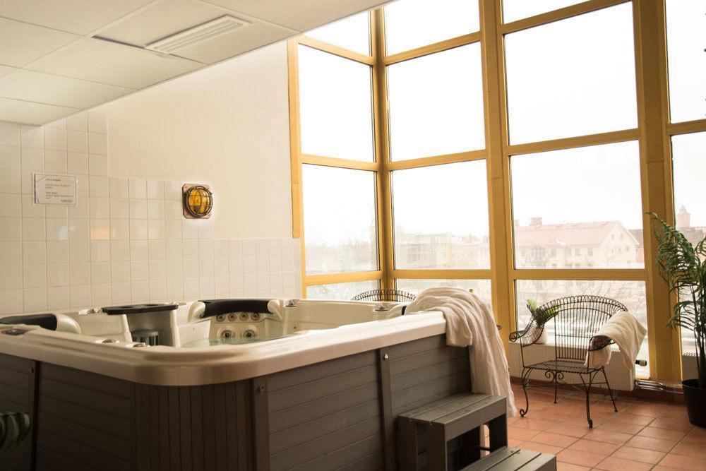 Kumla Hotel エクステリア 写真
