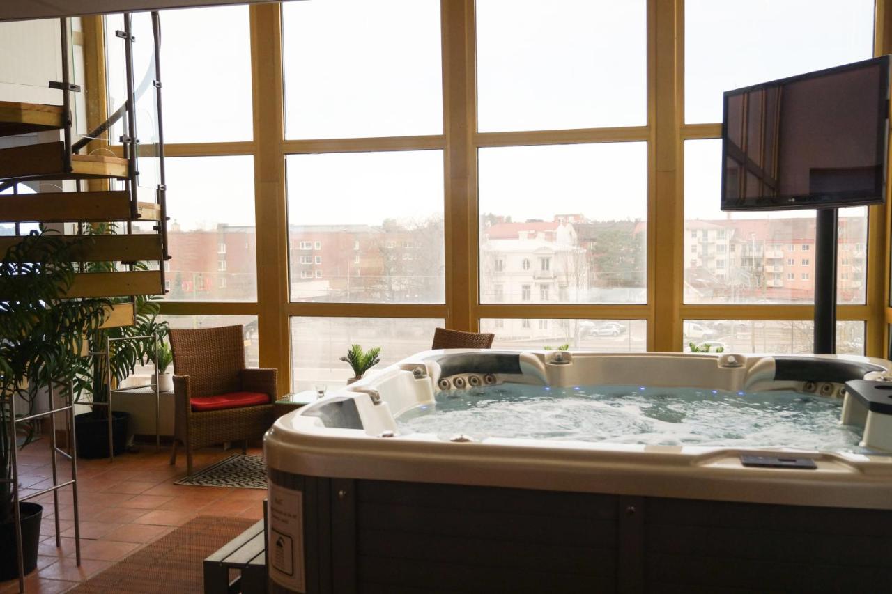 Kumla Hotel エクステリア 写真